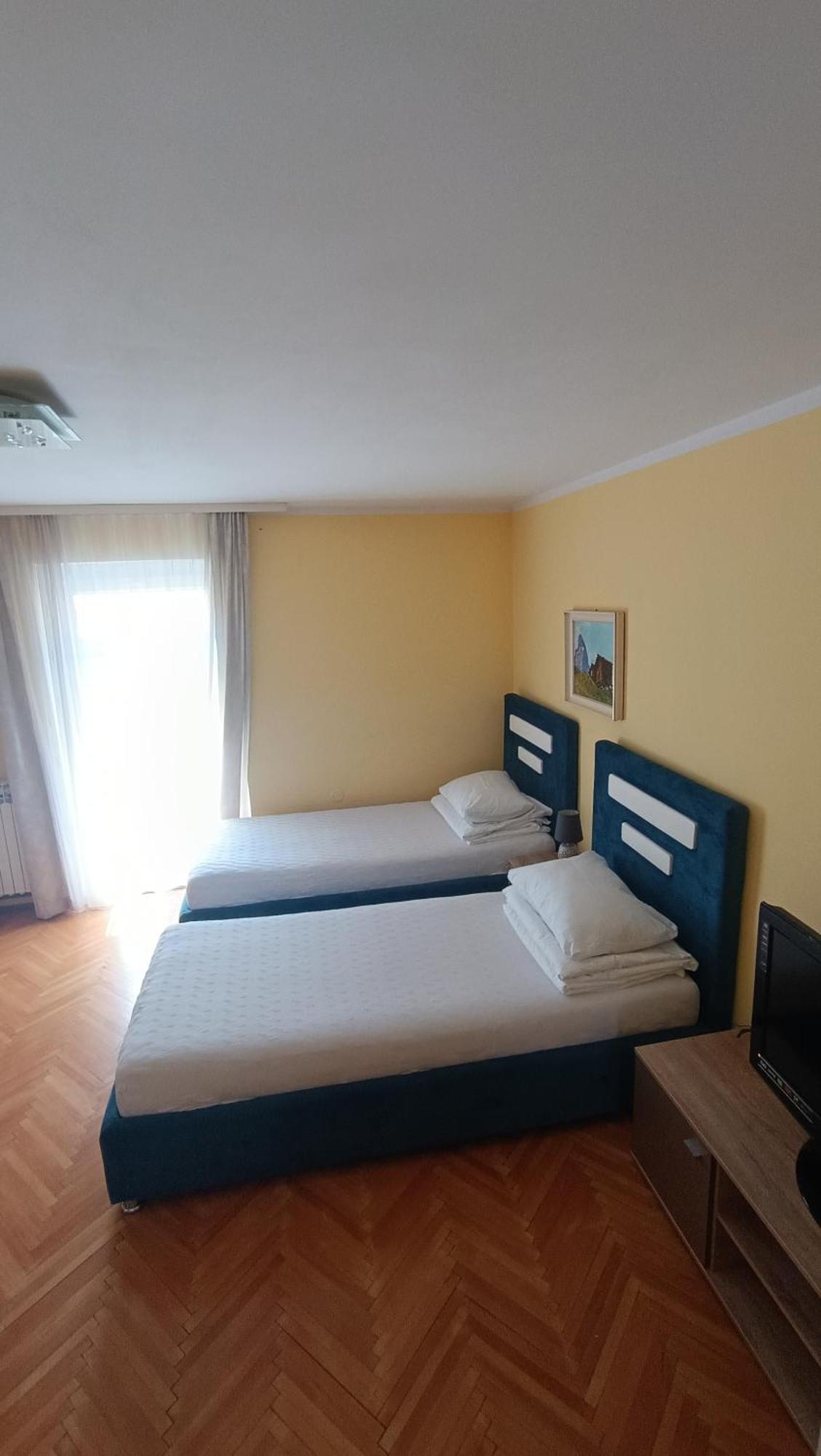 Ferhadija Apartment Sarajevo Buitenkant foto