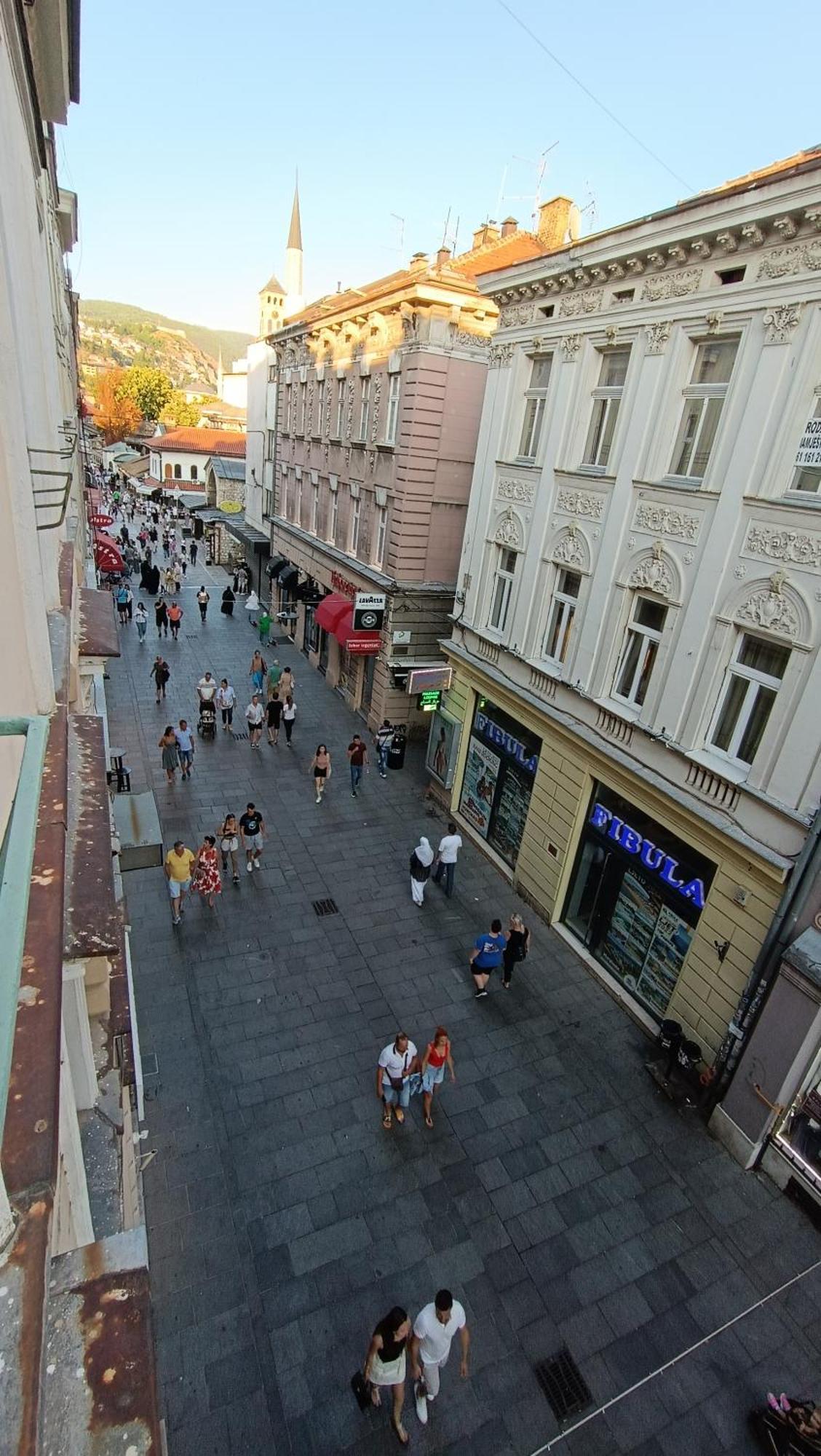Ferhadija Apartment Sarajevo Buitenkant foto